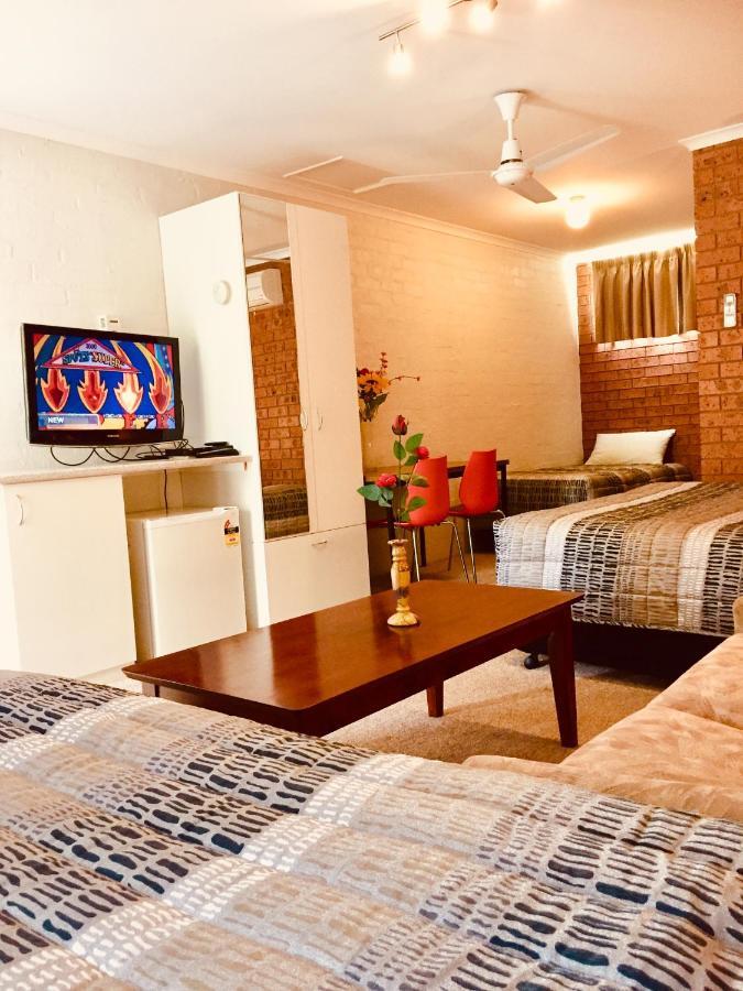 Colonial Motor Inn Pambula Exteriér fotografie