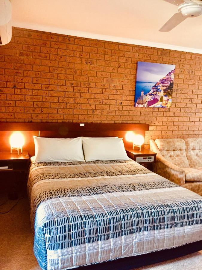 Colonial Motor Inn Pambula Exteriér fotografie